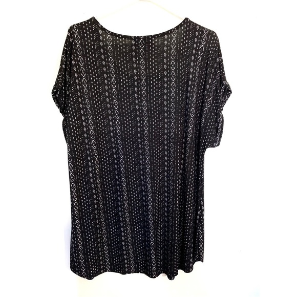 Lily Morgan 2x Shirt - Picture 2 of 5